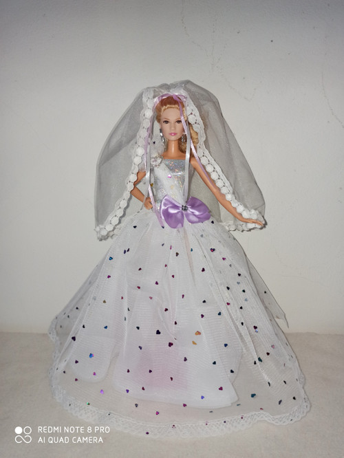 Šaty pro Barbie — foto 1