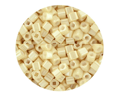 TOHO Cube japonské korálky, světle béžové 123, — foto 1
