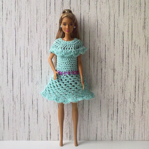 Oblečky pro Barbie - šaty — foto 1