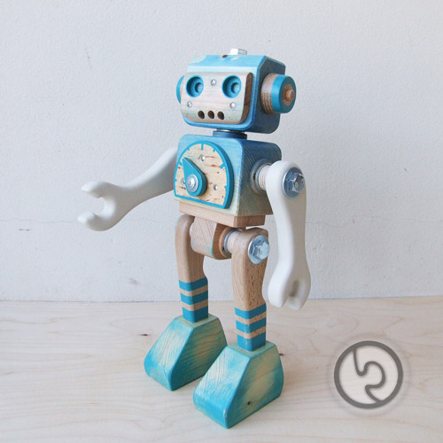 Dřevěný ROBOT Modrý — foto 1
