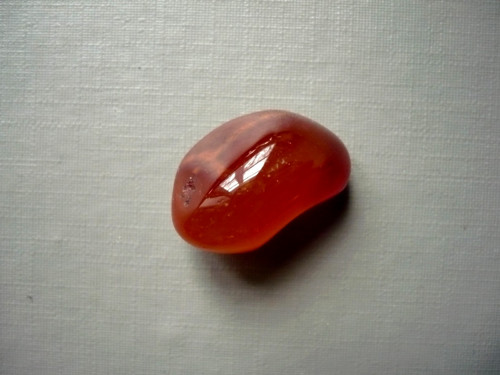 Troml. kámen – karneol 22 mm, č.16