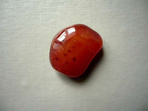 Troml. kámen – karneol 22 mm, č.17