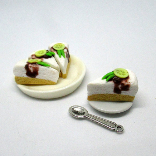 Miniatury pro panenky - dortík — foto 1