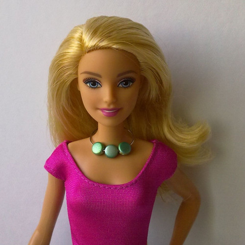 Šperky pro Barbie - náhrdelník — foto 1