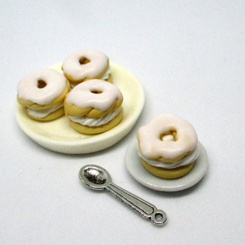 Miniatury pro panenky - zákusek