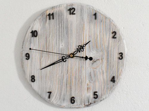Dřevěné hodiny bílé I. - 30 cm — foto 1