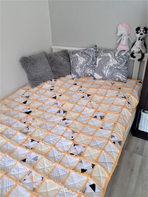Shabby Sun Rag Quilt
