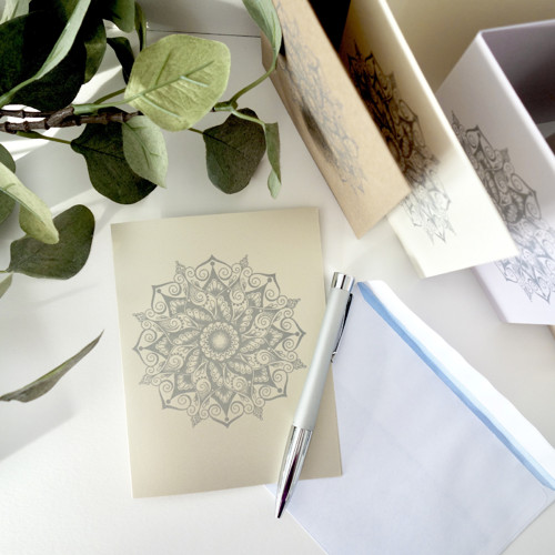 Mandalová přáníčka A6, letterpress, různé barvy