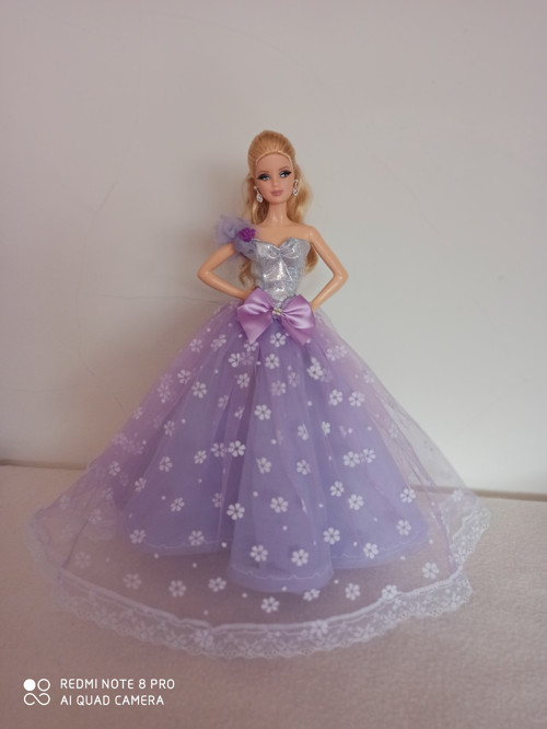 Šaty pro Barbie — foto 1