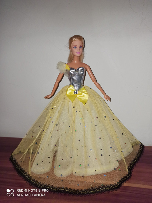 Šaty pro Barbie — foto 1