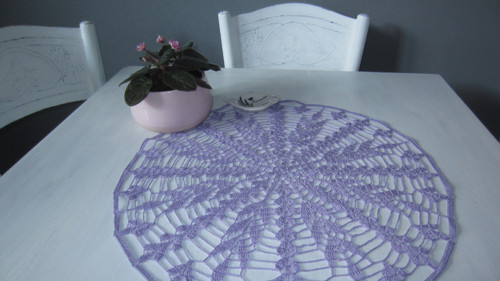 Háčkovaná dečka lila - 50 cm