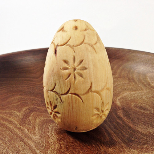 KRASLICE ornament KEŘ S KVĚTY (lípa) 7x4,5cm