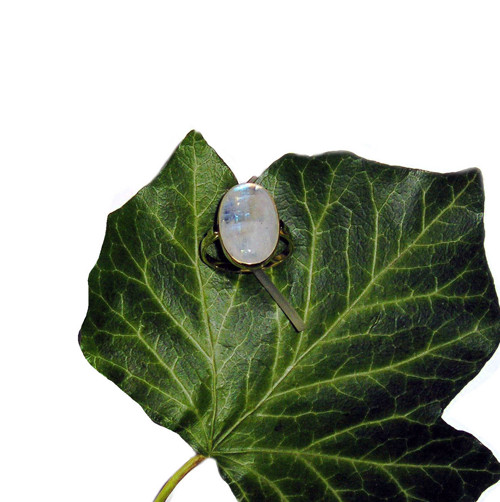 ZLATÝ prsten MOONSTONE objednávka — foto 1