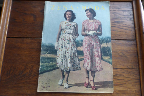 Časopis Žena a móda, číslo 6/1953 — foto 1
