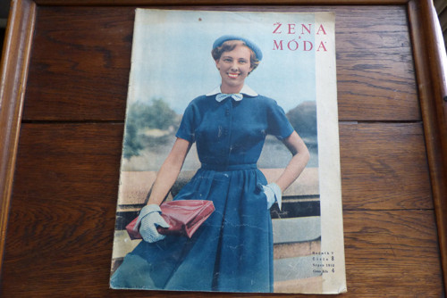 Časopis Žena a móda, číslo 8/1953