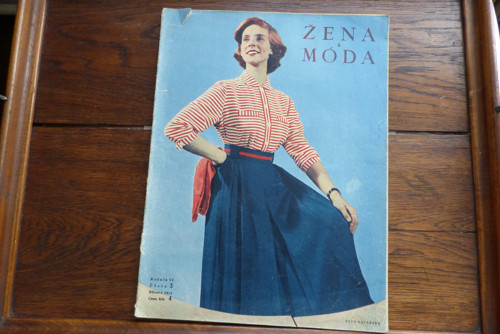 Časopis Žena a móda, číslo 3/1954