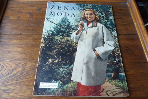 Časopis Žena a móda, číslo 8/1951