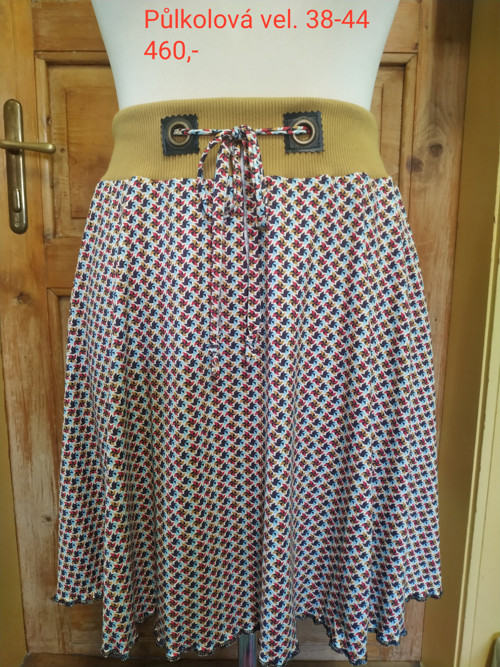 Retro sukně — foto 1