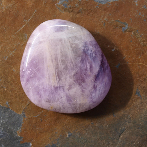 Ametyst chevron, placka 38 x 34 mm — foto 1