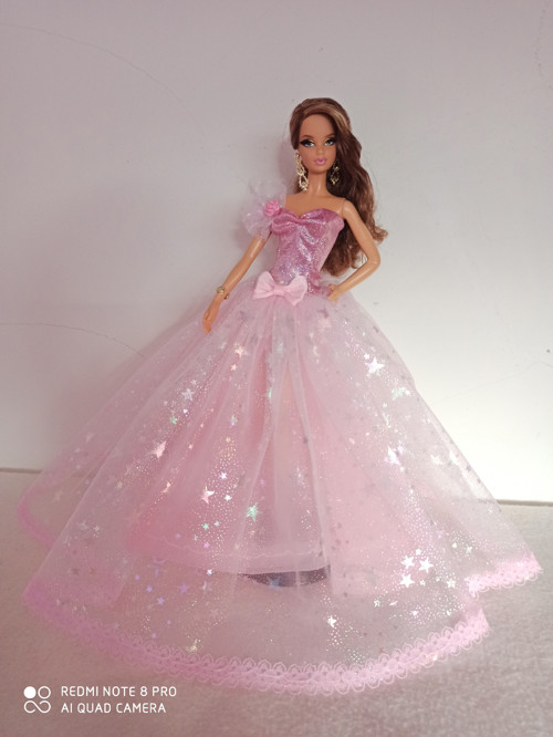 Šaty pro Barbie — foto 1