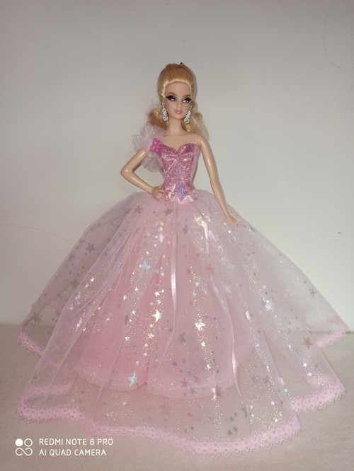 Šaty pro Barbie — foto 1