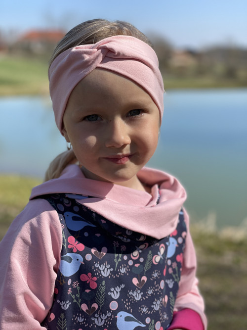 Čelenka s překřížením 46-49
