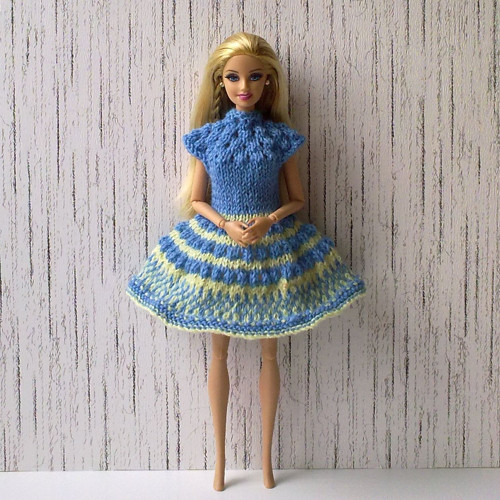 Oblečky pro Barbie - šaty — foto 1