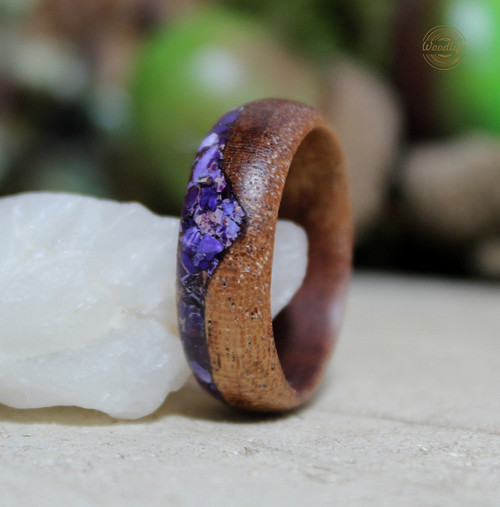 Přírodní prsten ze dřeva jatoba a regalitem