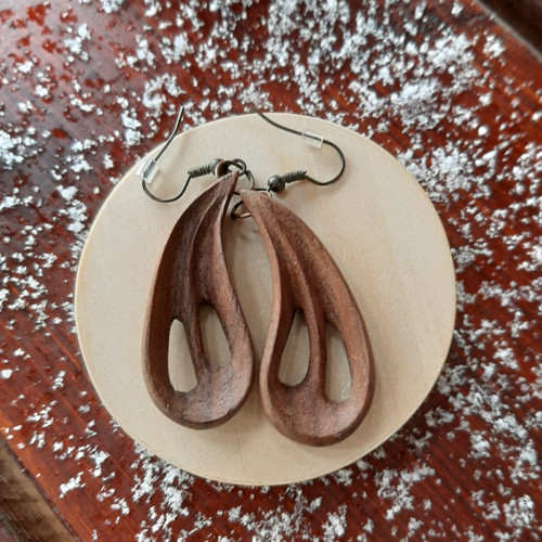 Mahagonové slzy — foto 1