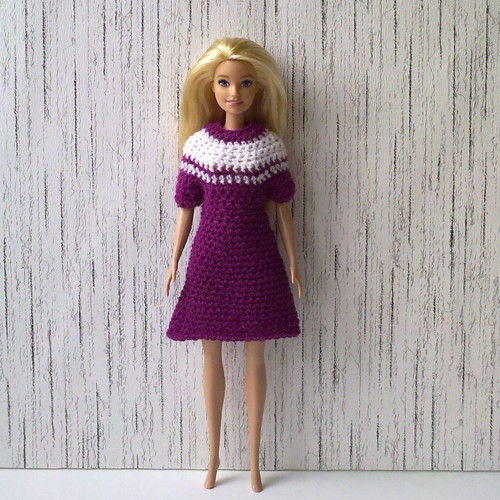 Oblečky pro Barbie - šaty — foto 1