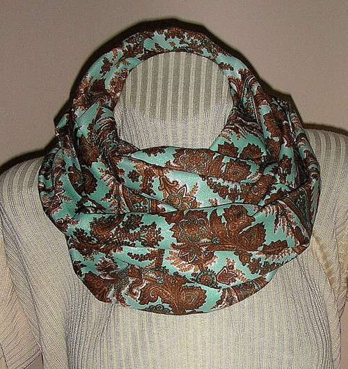 Nákrčník " Ornament 2 "