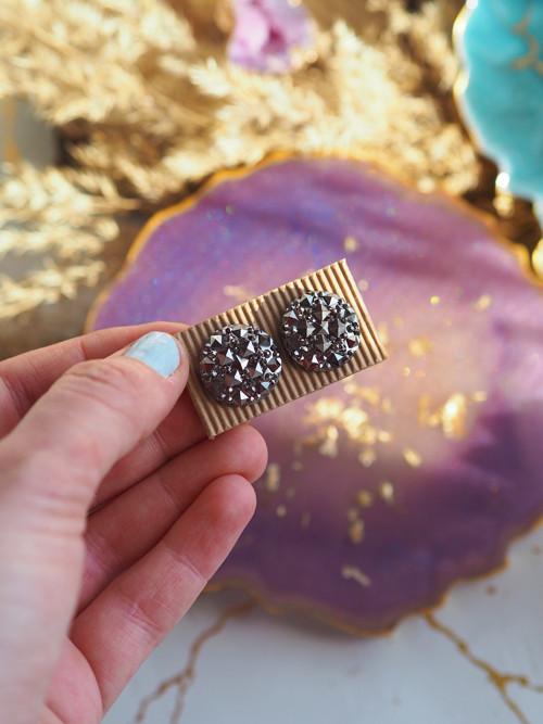 Šedé glitter duochromatické náušnice