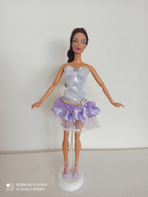 Šaty pro Barbie — foto 1