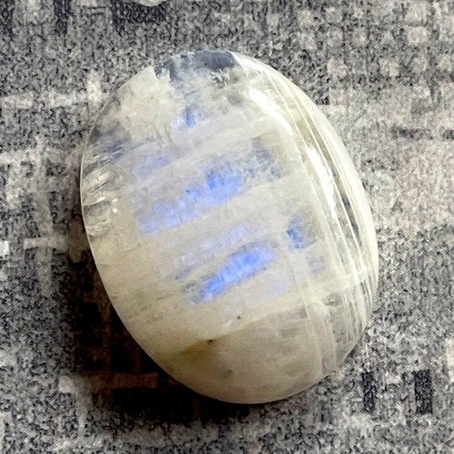 Mesačný kameň kabošon ovál / Č.5, 29x22x7mm