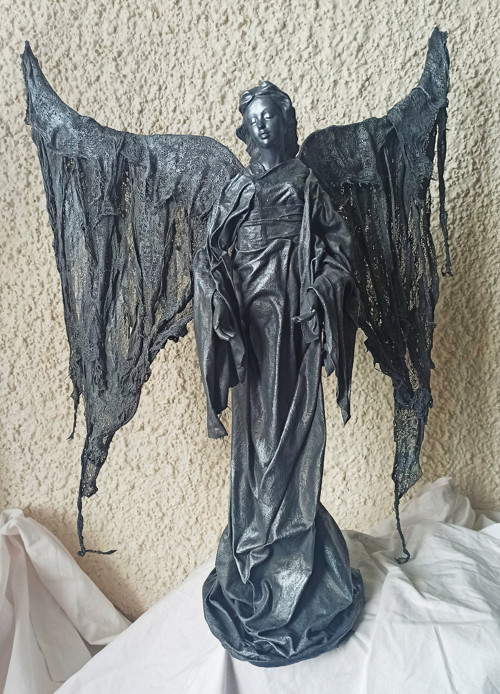 Temný anděl — foto 1