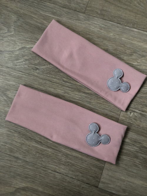 Dětská růžová čelenka s aplikací šedý mickey
