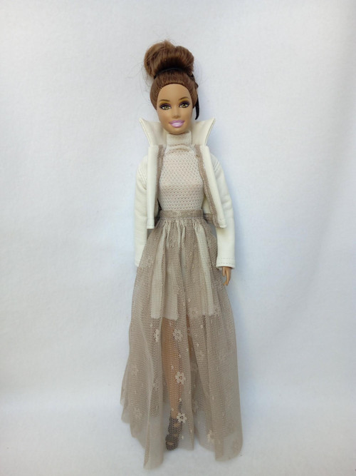 Sukýnka pro Barbie — foto 1
