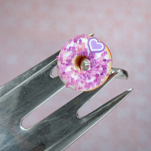 Donut fialové srdíčko — foto 1