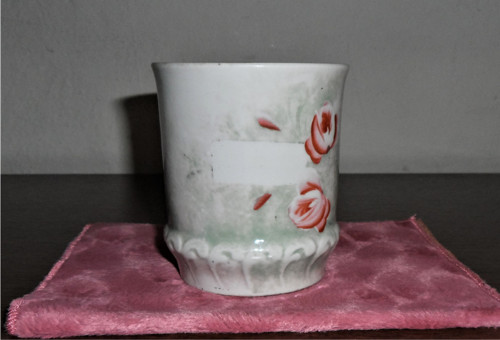 Starožitný porcelánový HRNEK, metalíza