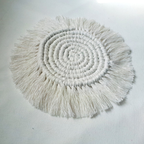 Bílý natural macramé podšálek — foto 1