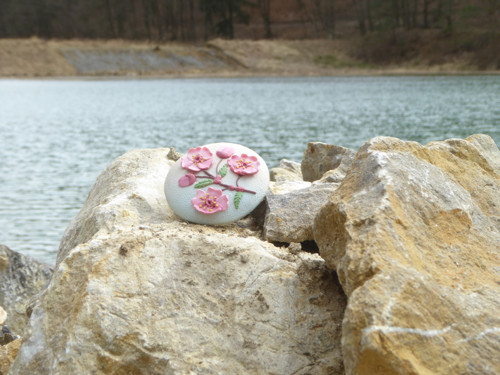 Brošňa ,,Sakurka"