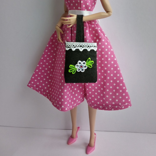 Doplněk pro Barbie - kabelka — foto 1