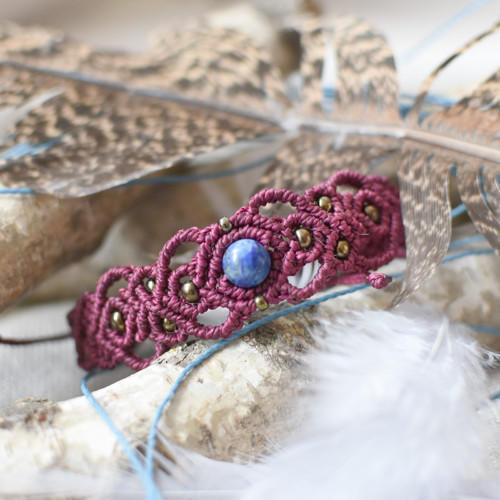 Bordó náramek s lapis lazuli — foto 1