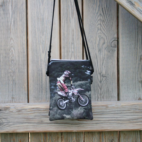 MINI MESSENGER Motorkářské akrobacie — foto 1