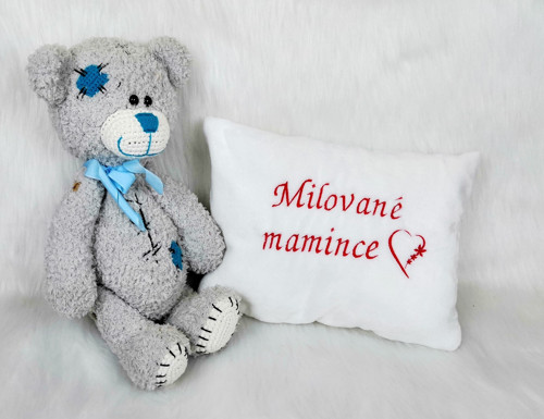 Vyšívaný polštářek "Milované mamince"