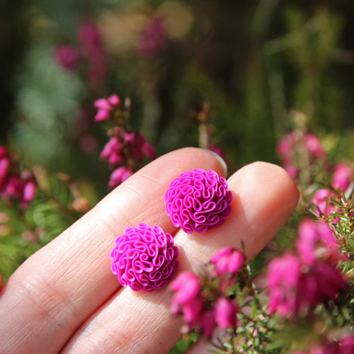 Náušnice magenta — foto 1