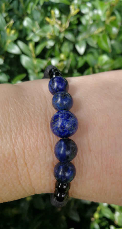 Lapis lazuli, láva, achát
