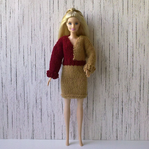 Oblečky pro Barbie - šaty — foto 1