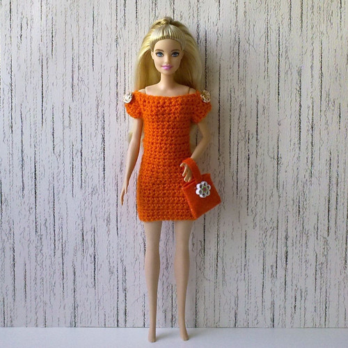 Oblečky pro Barbie - šaty, kabelka — foto 1