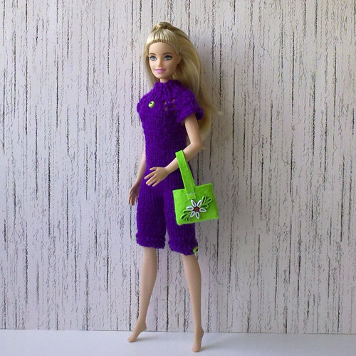 Oblečky pro Barbie - overal, kabelka — foto 1